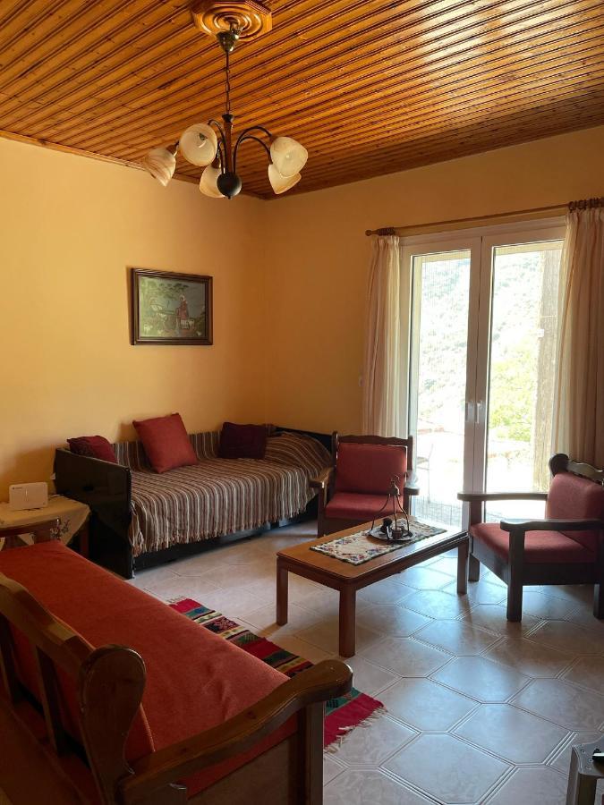 Thanasis House Dimitsana Extérieur photo